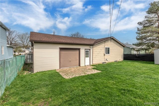 94 Gregory Court, Cheektowaga, NY 14043