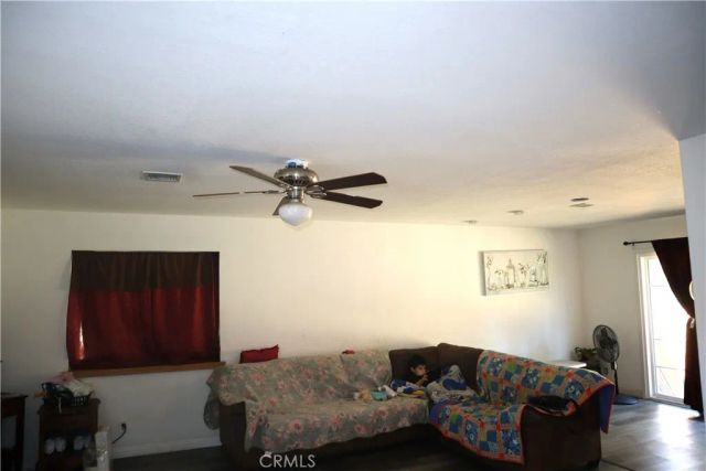 14955 Elizabeth Lake, Lake Hughes, CA 93532