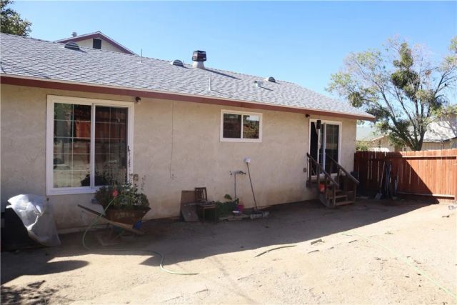 14955 Elizabeth Lake, Lake Hughes, CA 93532