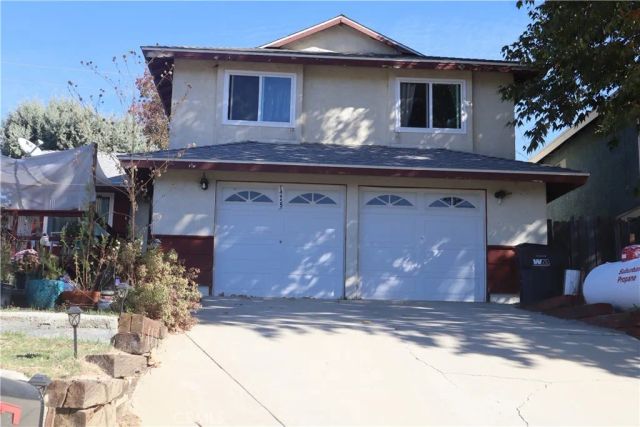 14955 Elizabeth Lake, Lake Hughes, CA 93532