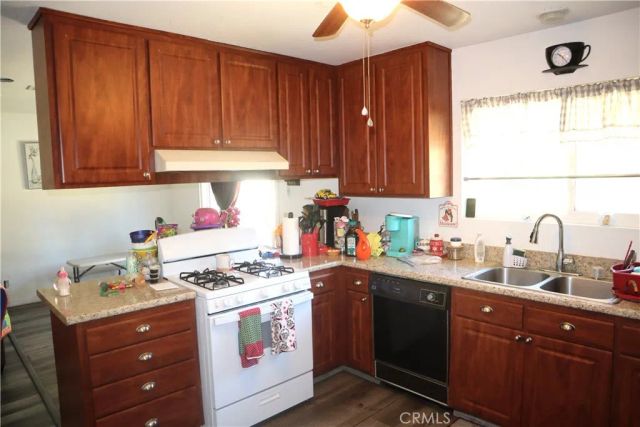 14955 Elizabeth Lake, Lake Hughes, CA 93532