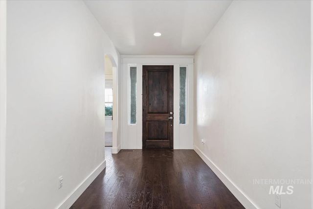 4406 S Lava Springs Loop, Nampa, ID 83686