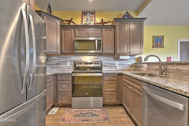 257 Lake View Estates Drive, Bristol, TN 37620