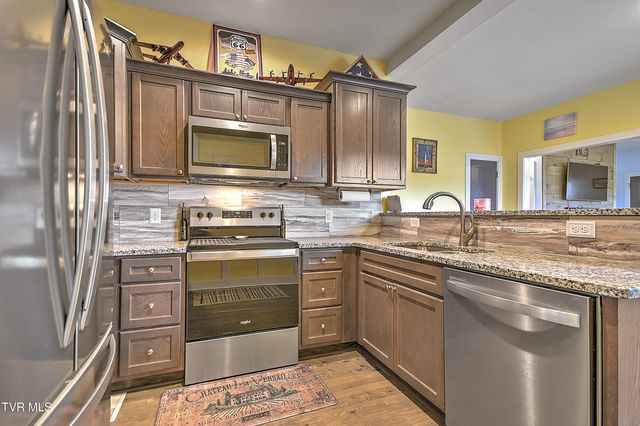 257 Lake View Estates Drive, Bristol, TN 37620