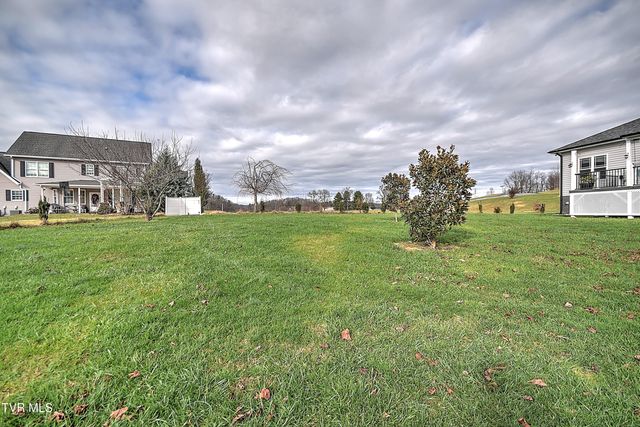 257 Lake View Estates Drive, Bristol, TN 37620