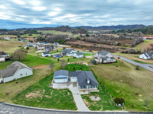 257 Lake View Estates Drive, Bristol, TN 37620