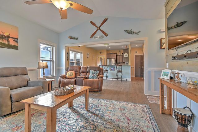 257 Lake View Estates Drive, Bristol, TN 37620