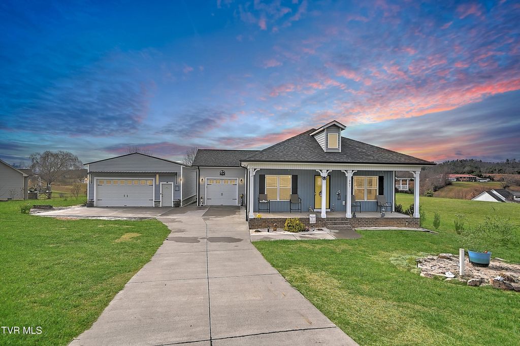 257 Lake View Estates Drive, Bristol, TN 37620