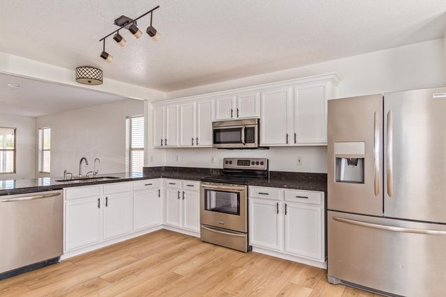 23074 N 106th Lane, Peoria, AZ 85383