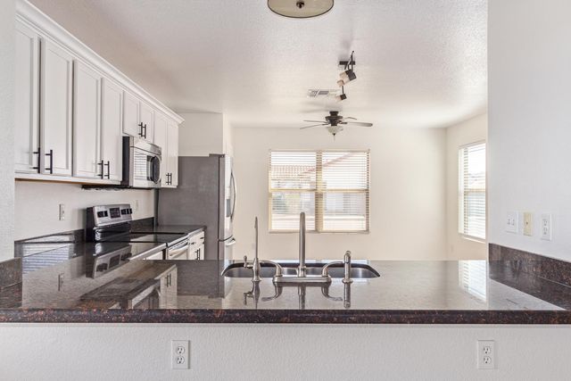 23074 N 106th Lane, Peoria, AZ 85383