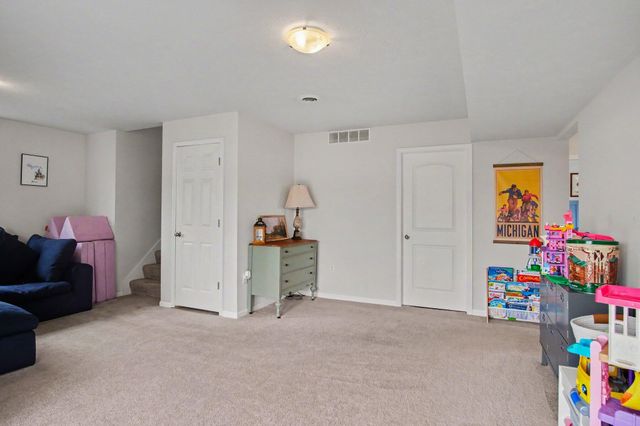 264 Vansen Drive Nw, Tyrone Twp, MI 49330
