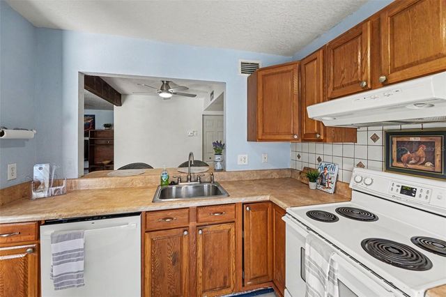 2095 SUNSET POINT ROAD 1904, Clearwater, FL 33765