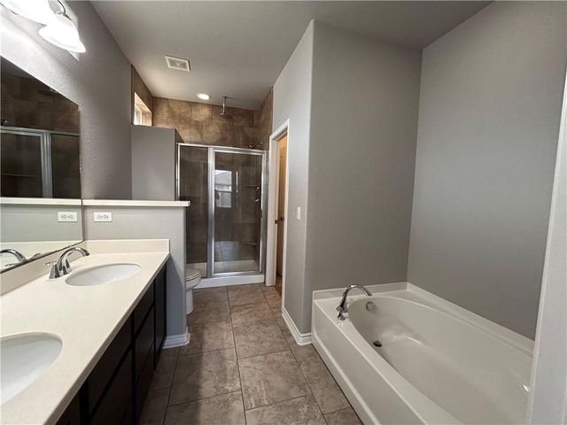 1015 Santa Catalina St, Portland, TX 78374