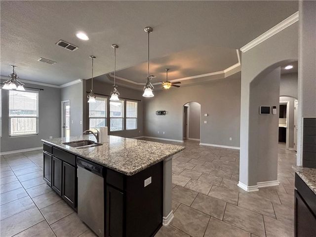 1015 Santa Catalina St, Portland, TX 78374