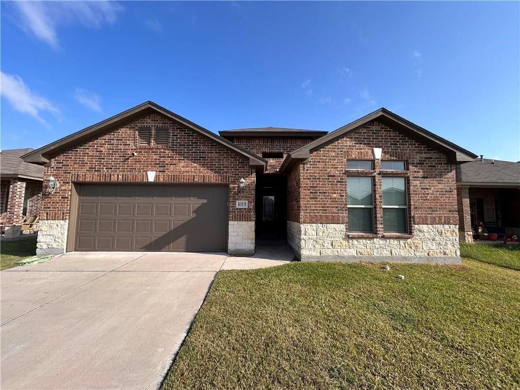 1015 Santa Catalina St, Portland, TX 78374