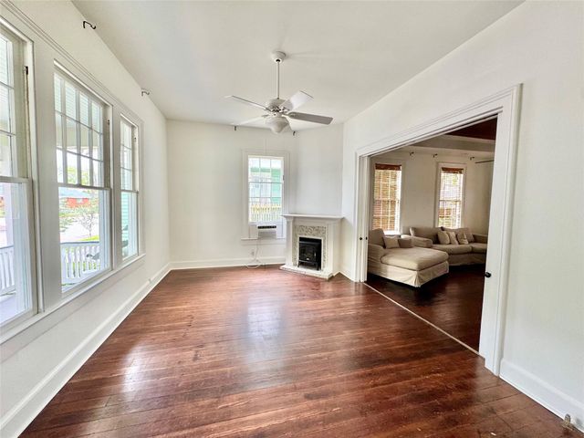 1307 Ball, Galveston, TX 77550