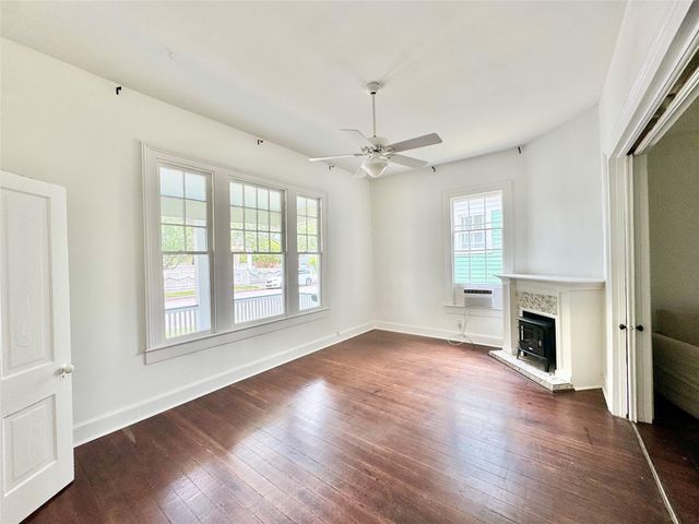 1307 Ball, Galveston, TX 77550