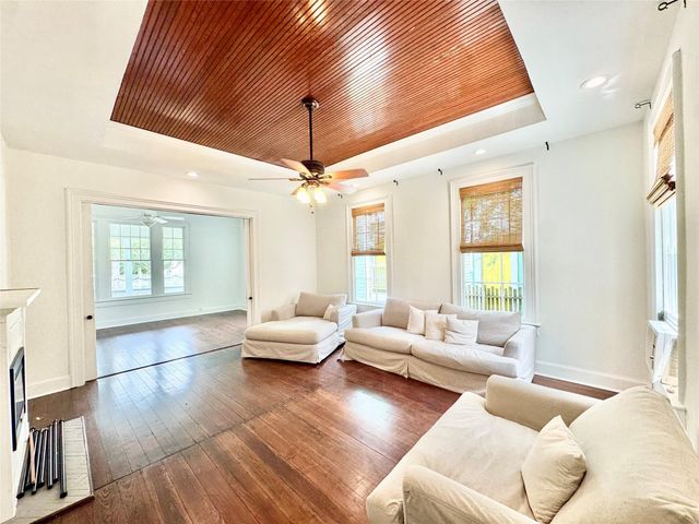 1307 Ball, Galveston, TX 77550
