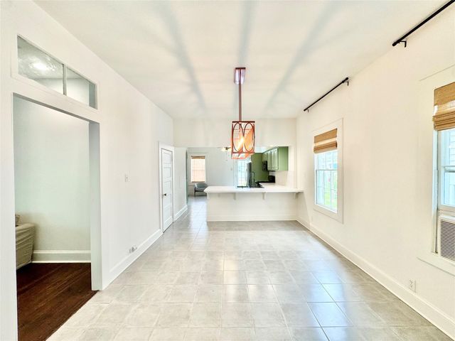 1307 Ball, Galveston, TX 77550