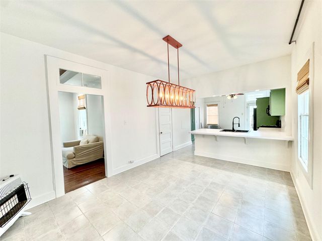 1307 Ball, Galveston, TX 77550