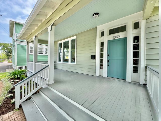 1307 Ball, Galveston, TX 77550