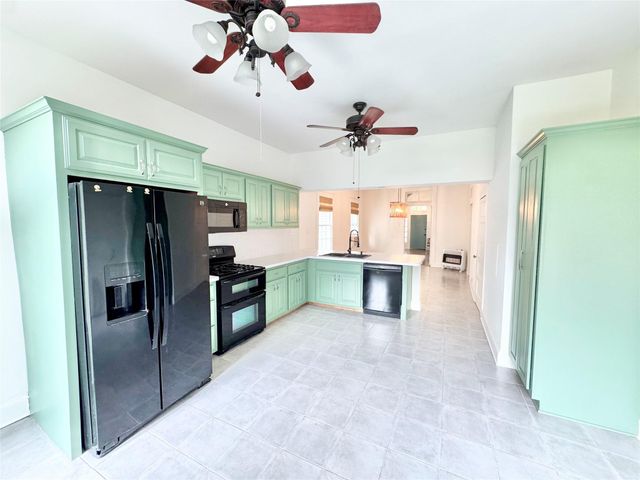 1307 Ball, Galveston, TX 77550