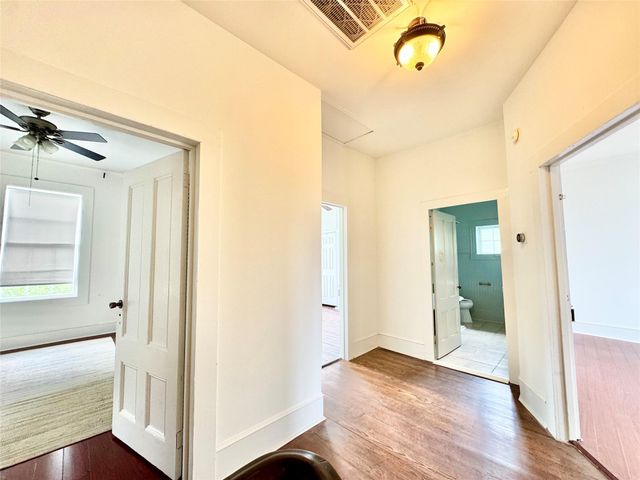 1307 Ball, Galveston, TX 77550
