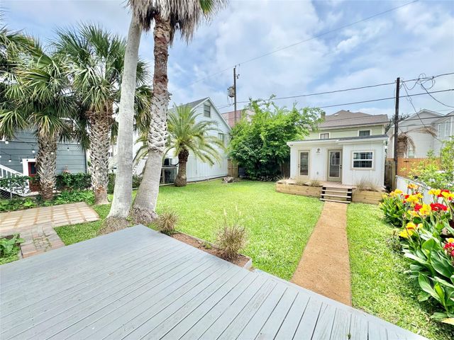 1307 Ball, Galveston, TX 77550