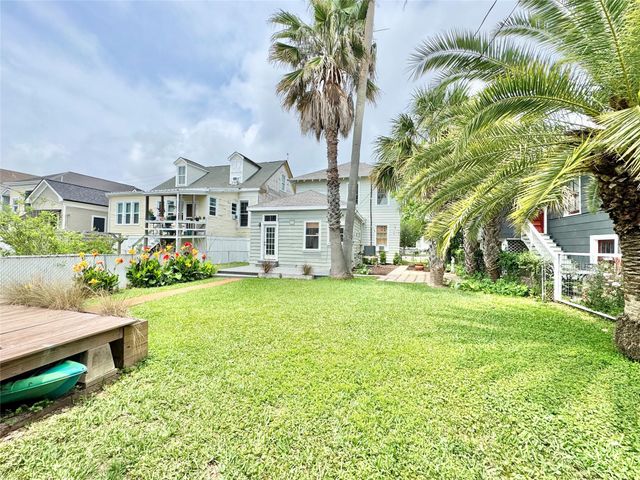 1307 Ball, Galveston, TX 77550