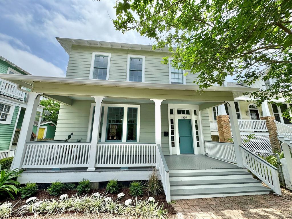 1307 Ball, Galveston, TX 77550