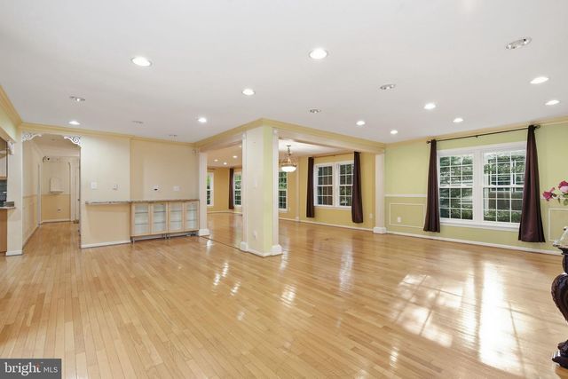 1019 FARM HAVEN DR, Rockville, MD 20852