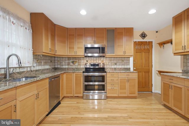 1019 FARM HAVEN DR, Rockville, MD 20852