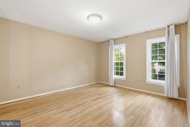 1019 FARM HAVEN DR, Rockville, MD 20852