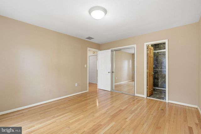 1019 FARM HAVEN DR, Rockville, MD 20852