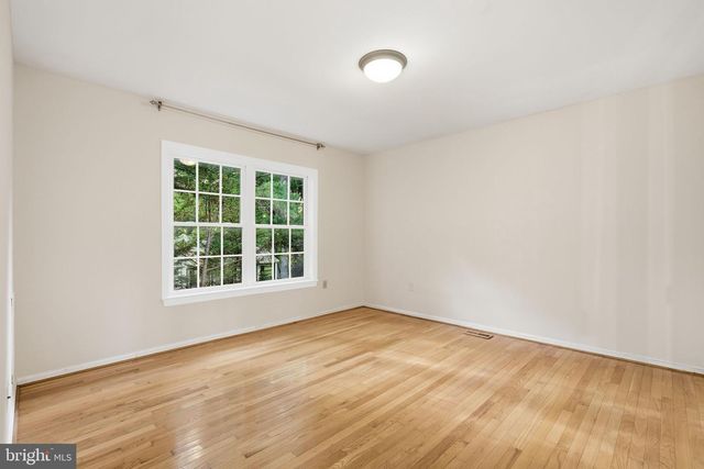 1019 FARM HAVEN DR, Rockville, MD 20852