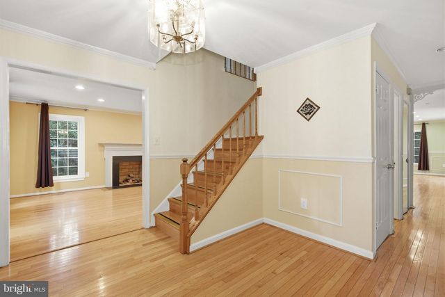 1019 FARM HAVEN DR, Rockville, MD 20852