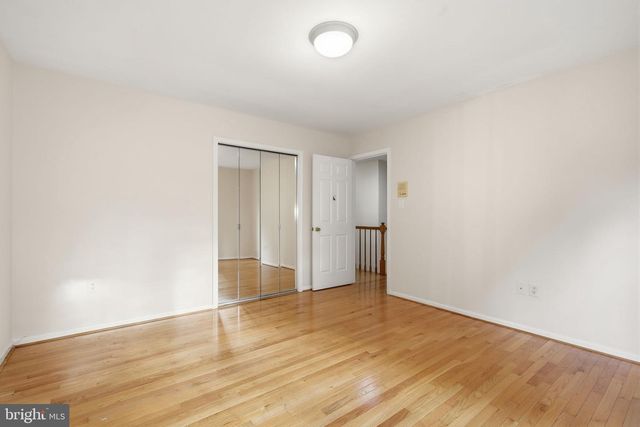 1019 FARM HAVEN DR, Rockville, MD 20852