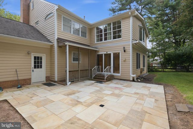 1019 FARM HAVEN DR, Rockville, MD 20852