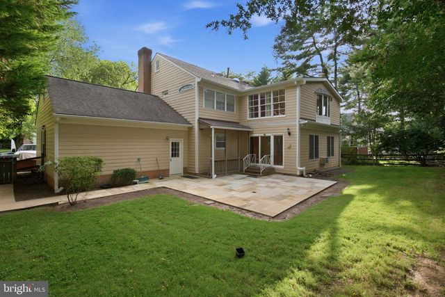 1019 FARM HAVEN DR, Rockville, MD 20852