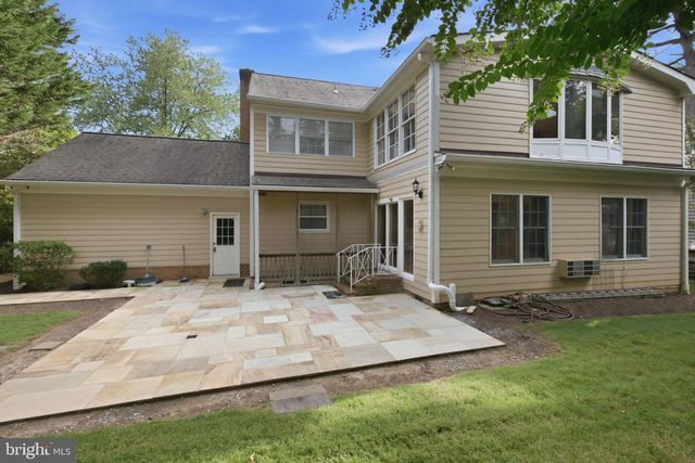 1019 FARM HAVEN DR, Rockville, MD 20852