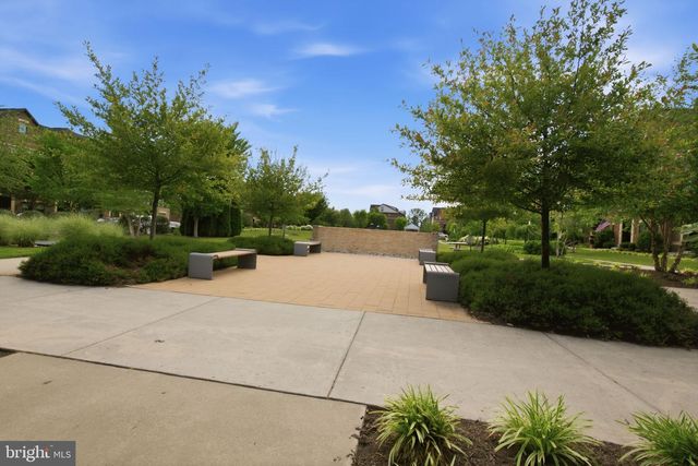 1019 FARM HAVEN DR, Rockville, MD 20852