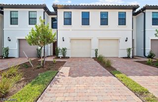 1566 Lake Jessup CIR, Cape Coral, FL 33909