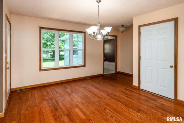 309 EVERGREEN Trail, Herrin, IL 62948