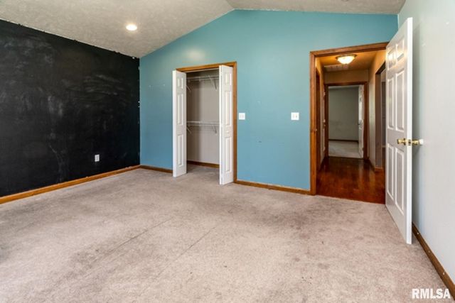 309 EVERGREEN Trail, Herrin, IL 62948