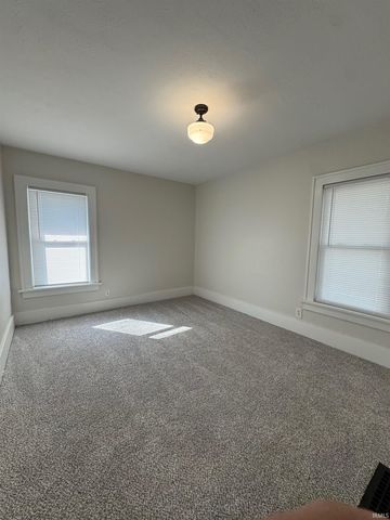 809 E Ewing Avenue, South Bend, IN 46613