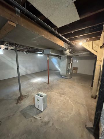 809 E Ewing Avenue, South Bend, IN 46613