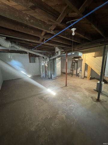 809 E Ewing Avenue, South Bend, IN 46613