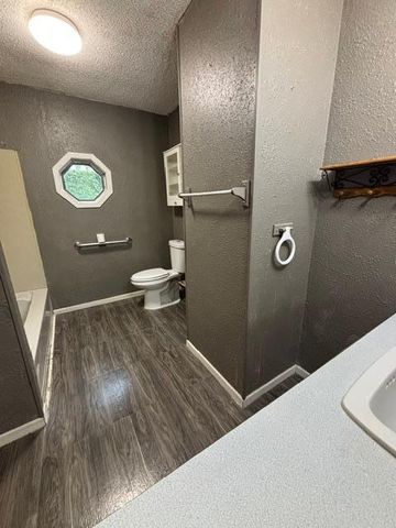 1837 8th Street NW, Elk River, MN 55330