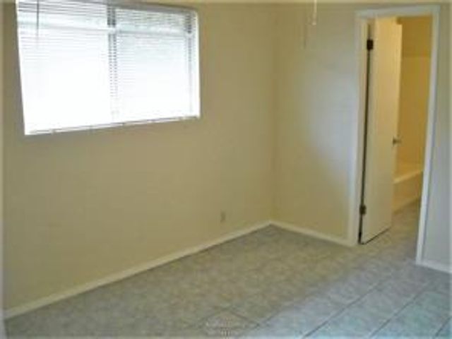 12406 Deer Falls DR A, Austin, TX 78729