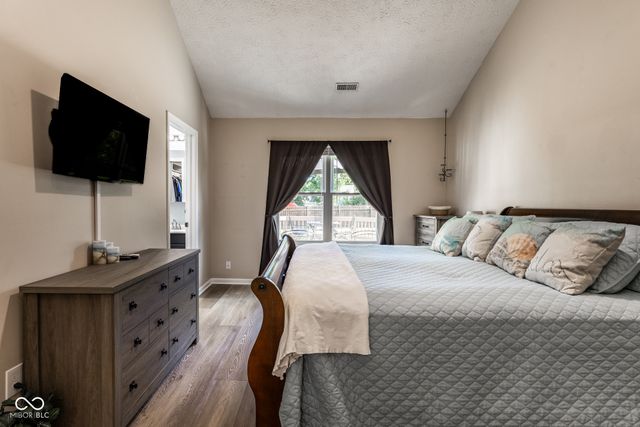 7880 Stonebranch North Drive, Indianapolis, IN 46256